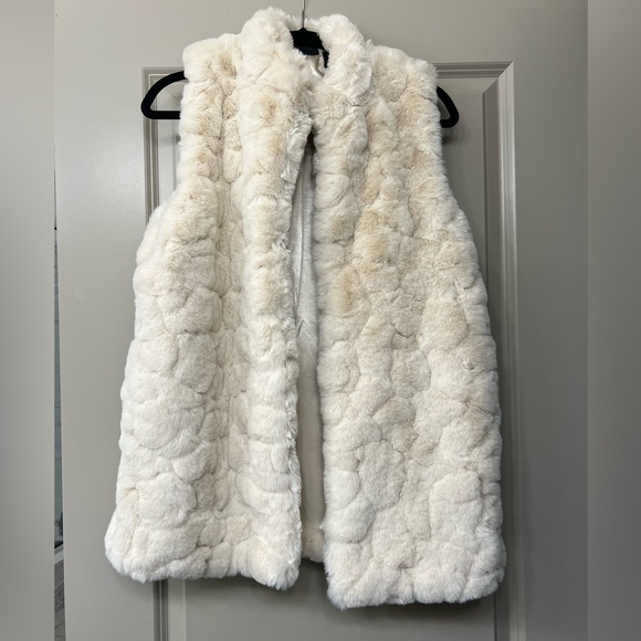 Rachel Zoe New York faux fur vest size Large. Worn once - Picture 1 of 6